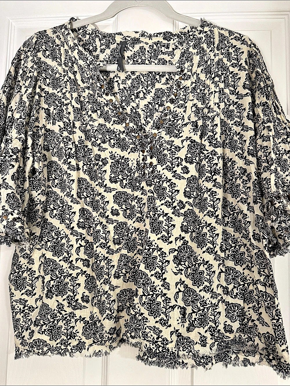 Anthropologie Batik Floral Button-Front Blouse in White & Black